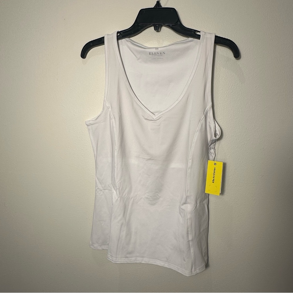 NWT Womens XL white Tank Top- eleven by Venus Williams